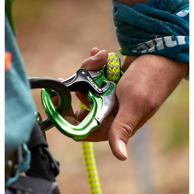 The Notch Triple Action Snaphook 54650