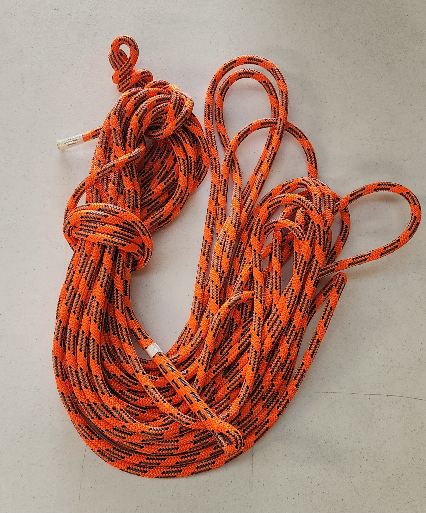 Clearance Ropes (Climbing)